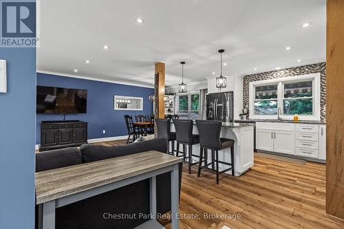 583 6Th Street W, Owen Sound, ON - Indoor