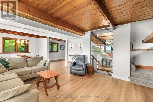 117 Birch Bay Lane, Tay Valley, ON - Indoor Photo Showing Living Room