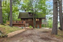 117 BIRCH BAY LANE Tay Valley, ON K7H 3C9