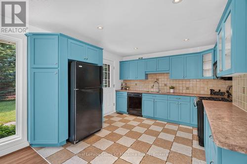 44 Shellwood Shores Avenue, Huntsville (Brunel), ON - Indoor Photo Showing Kitchen