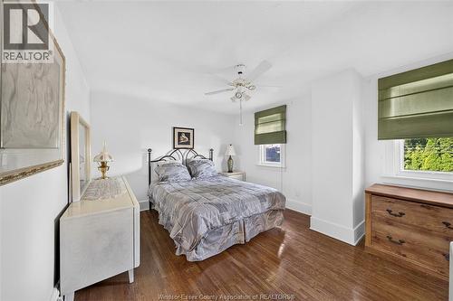 2333 Chilver, Windsor, ON - Indoor Photo Showing Bedroom