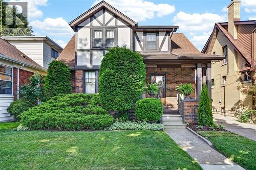 2333 Chilver, Windsor, ON - Outdoor With Facade