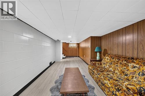 2333 Chilver, Windsor, ON - Indoor Photo Showing Other Room