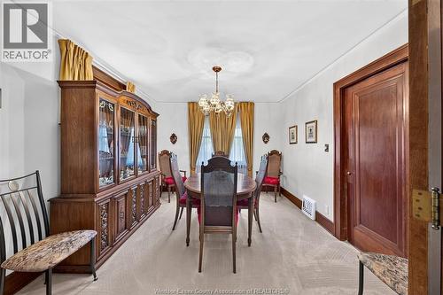 2333 Chilver, Windsor, ON - Indoor Photo Showing Dining Room