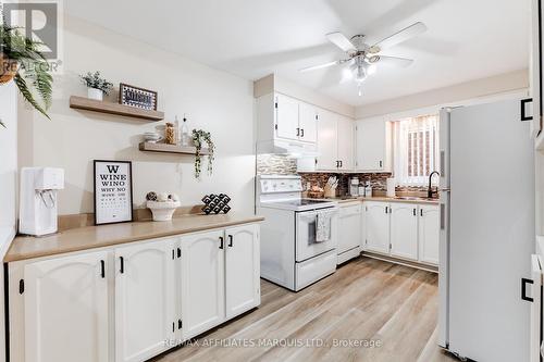 709 Champlain Drive, Cornwall, ON - Indoor Photo Showing Kitchen