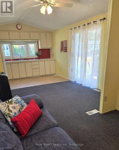 205 - 198 Springbank Drive, London South (South D), ON 