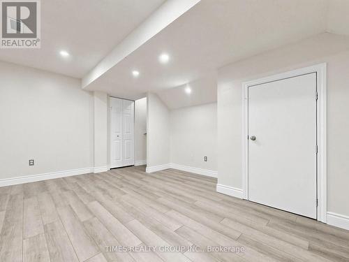 46 Ridwell Street, Barrie, ON - Indoor