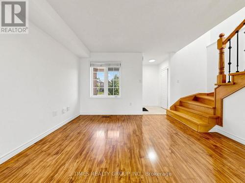 46 Ridwell Street, Barrie, ON - Indoor Photo Showing Other Room