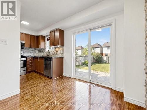 46 Ridwell Street, Barrie, ON - Indoor Photo Showing Kitchen