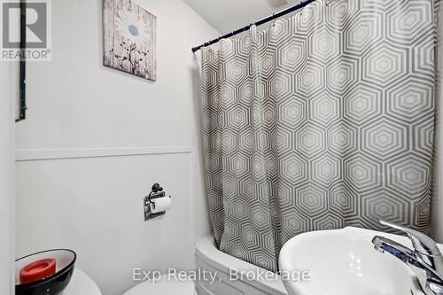 23 Ridley Street, Prince Edward County (Ameliasburg Ward), ON 