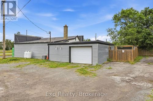 23 Ridley Street, Prince Edward County (Ameliasburg Ward), ON 
