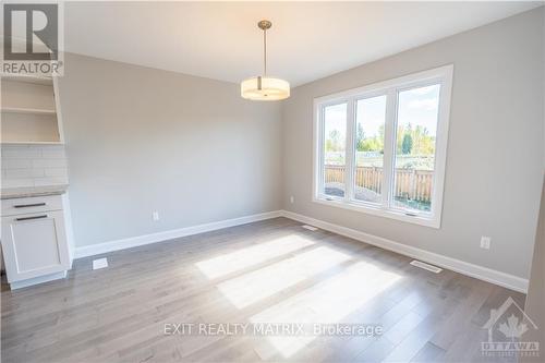 17 Glenco Road, South Stormont, ON - Indoor Photo Showing Other Room