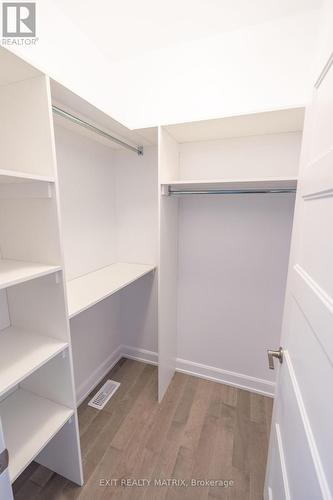 21 Glenco Road, South Stormont, ON - Indoor With Storage
