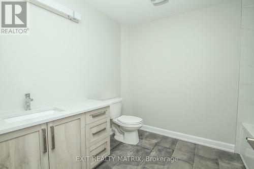 21 Glenco Road, South Stormont, ON - Indoor Photo Showing Bathroom