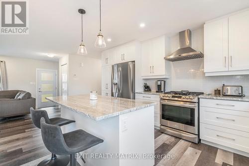 25 Glenco Road, South Stormont, ON - Indoor Photo Showing Kitchen With Upgraded Kitchen