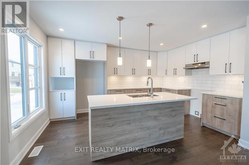 2 Glenco Road, South Stormont, ON - Indoor Photo Showing Kitchen With Double Sink With Upgraded Kitchen