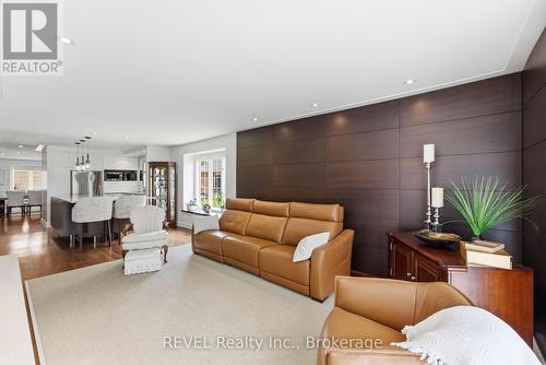 14 - 275 Pelham Road, St. Catharines (Rykert/Vansickle), ON - Indoor