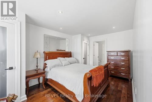 14 - 275 Pelham Road, St. Catharines (Rykert/Vansickle), ON - Indoor Photo Showing Bedroom