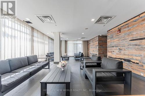 3207 - 275 Yorkland Road, Toronto, ON - Indoor Photo Showing Living Room