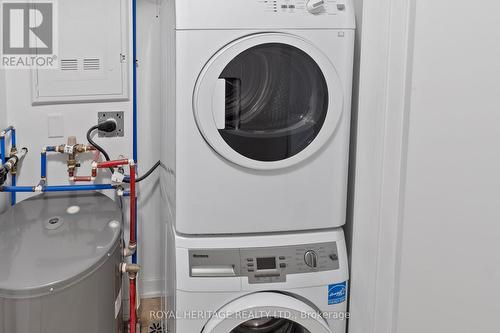 Ensuite Laundry - 307 - 1800 Simcoe Street N, Oshawa, ON - Indoor Photo Showing Laundry Room