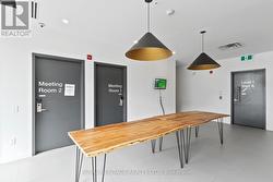 Lobby Area & Meeting Rooms - 