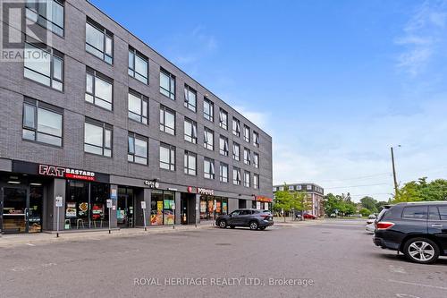 307 - 1800 Simcoe Street N, Oshawa, ON - Outdoor