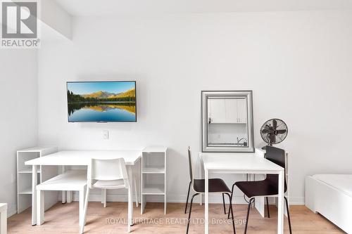 307 - 1800 Simcoe Street N, Oshawa, ON - Indoor Photo Showing Dining Room