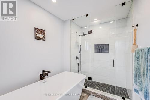 6 Blossom Court, Vaughan, ON - Indoor Photo Showing Other Room