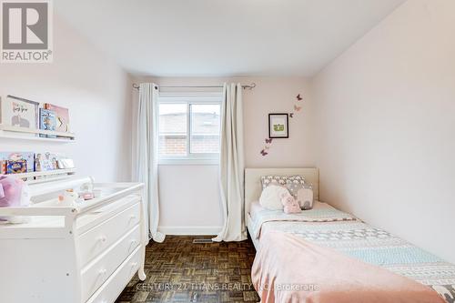 6 Blossom Court, Vaughan, ON - Indoor Photo Showing Bedroom