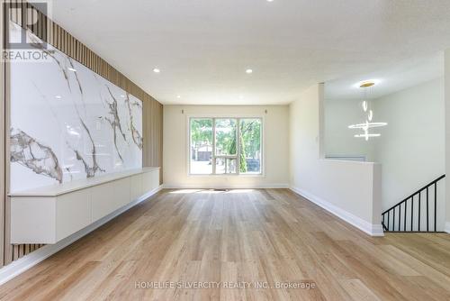 3315 Dwiggin Avenue, Mississauga, ON - Indoor Photo Showing Other Room