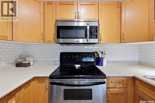 123 Appleby Drive, Saskatoon, SK - Indoor Photo Showing Kitchen