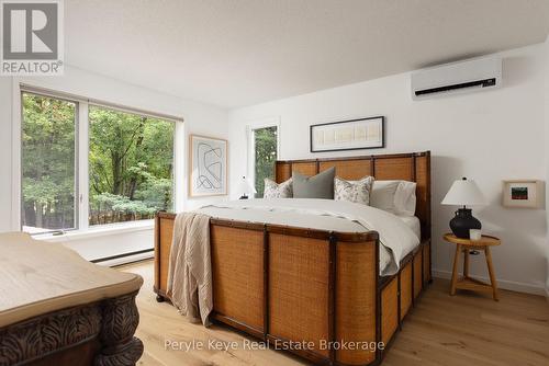 41 South Muskoka Drive, Bracebridge (Macaulay), ON - Indoor Photo Showing Bedroom