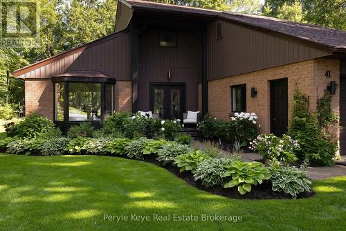 41 South Muskoka Drive, Bracebridge (Macaulay), ON - Outdoor