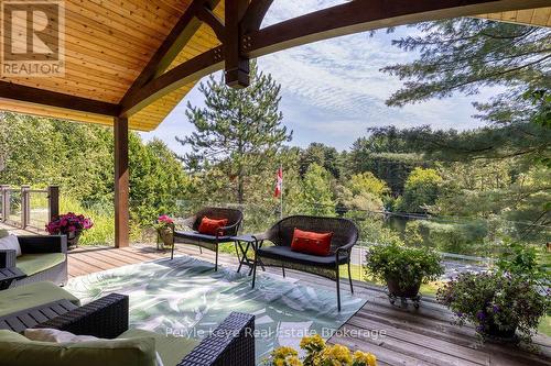 179 Santa'S Village Road, Bracebridge (Monck (Bracebridge)), ON - Outdoor With Deck Patio Veranda