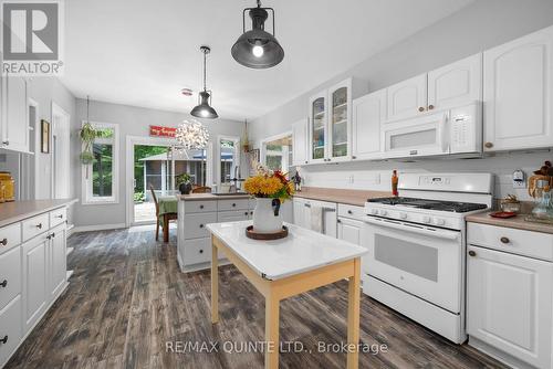 291 Colonial Drive, Quinte West (Murray Ward), ON - Indoor Photo Showing Kitchen