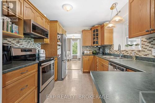 26 Boxen Harbour Lane, Frontenac Islands (Wolfe Island), ON - Indoor Photo Showing Kitchen With Double Sink