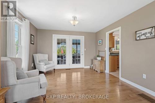 26 Boxen Harbour Lane, Frontenac Islands (Wolfe Island), ON - Indoor Photo Showing Living Room