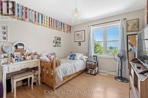 26 Boxen Harbour Lane, Frontenac Islands (Wolfe Island), ON - Indoor Photo Showing Bedroom