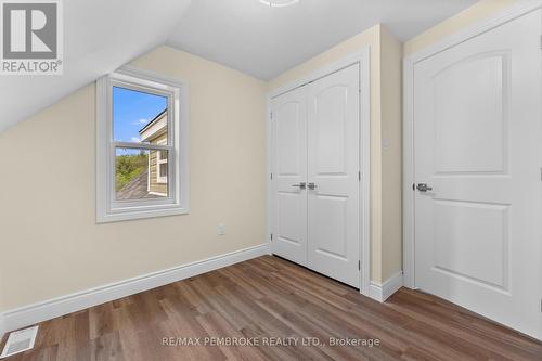 480 Blank Street, Pembroke, ON - Indoor Photo Showing Other Room