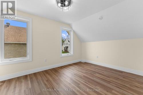480 Blank Street, Pembroke, ON - Indoor Photo Showing Other Room
