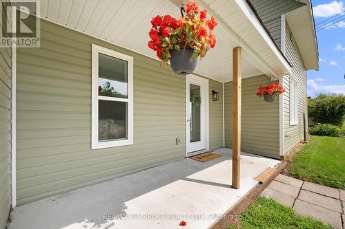 480 Blank Street, Pembroke, ON - Outdoor With Deck Patio Veranda With Exterior