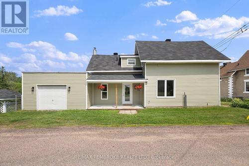 480 Blank Street, Pembroke, ON - Outdoor With Deck Patio Veranda