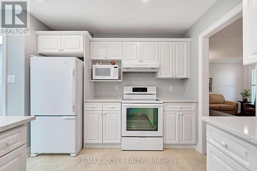 17 - 1151 Riverside Drive, London North (North O), ON - Indoor Photo Showing Kitchen