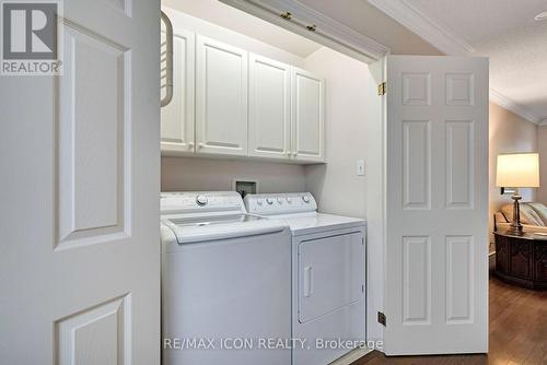 17 - 1151 Riverside Drive, London North (North O), ON - Indoor Photo Showing Laundry Room