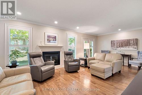 17 - 1151 Riverside Drive, London North (North O), ON - Indoor Photo Showing Living Room With Fireplace