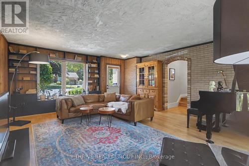 665 Kildare Road, London North (North P), ON - Indoor Photo Showing Living Room