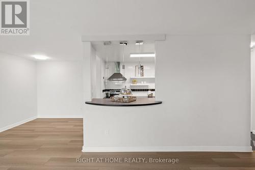 503 - 1025 Richmond Road, Ottawa, ON -  Photo Showing Other Room
