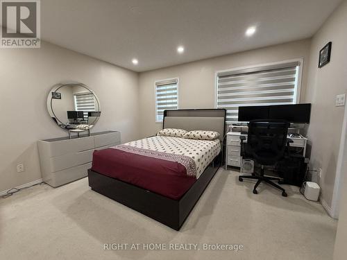 5986 Long Valley Road, Mississauga, ON - Indoor Photo Showing Bedroom
