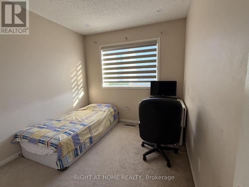 5986 Long Valley Road, Mississauga, ON - Indoor Photo Showing Bedroom