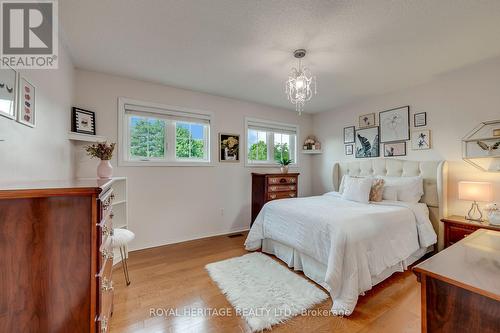 1451 Ravensmoor Crescent, Mississauga, ON - Indoor Photo Showing Bedroom
